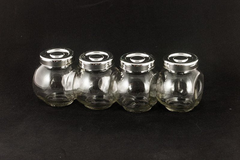 Снимка на Комплект стъклени буркани с капачка - 4 бр.