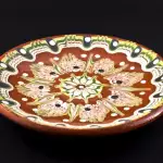 Снимка 1 на Ръчно изработена керамична чиния 18 см