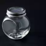 Снимка 3 на Стилен стъклен буркан за подправки, ядки и кафе - 150 мл