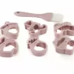 Снимка 2 на Комплект форми за сладки и четка - 6 броя