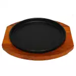 Снимка на Чугунен сач с дървена подложка - 28см с цвят Черен